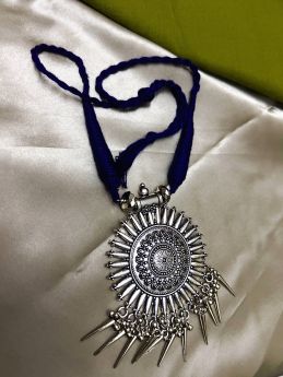 Birangee vivd tarcel neckpieces (adjustable)-prussian blue